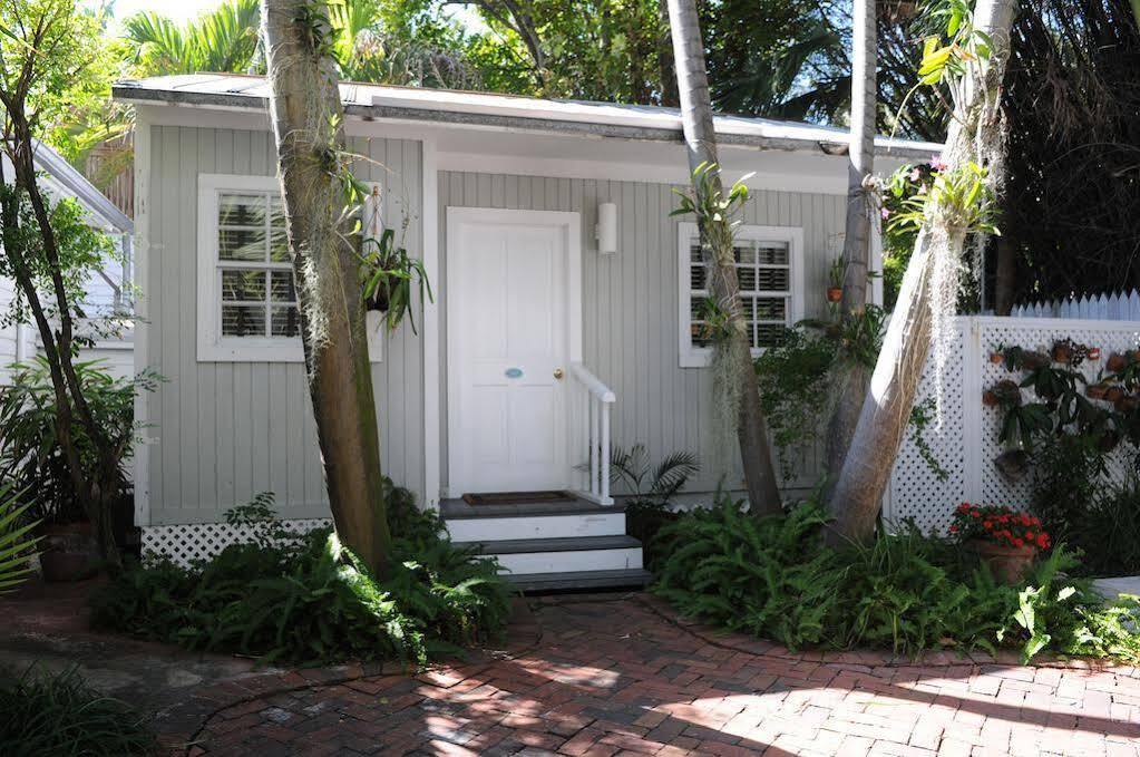 Nyah - Adult Exclusive Bed & Breakfast Key West Dış mekan fotoğraf